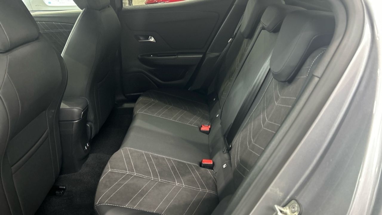 Foto Opel Mokka 12