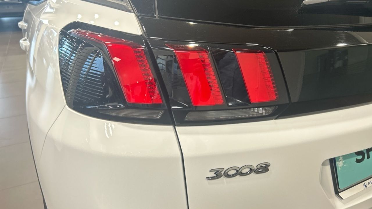 Foto Peugeot 3008 16