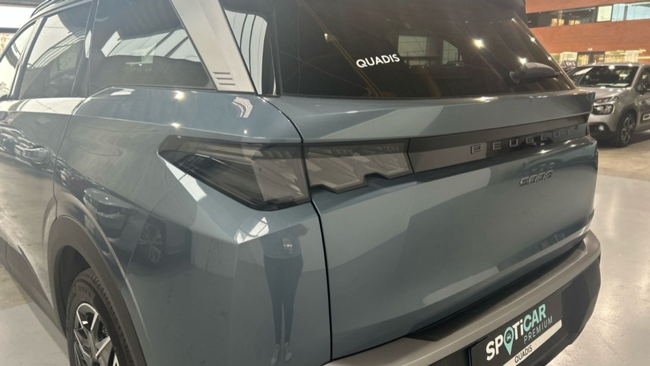 Foto Peugeot 5008 17