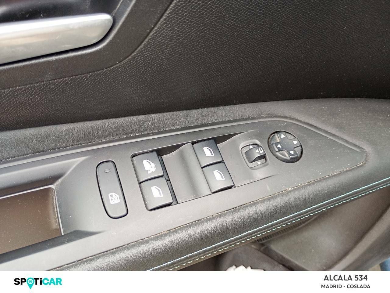 Foto Peugeot 3008 12