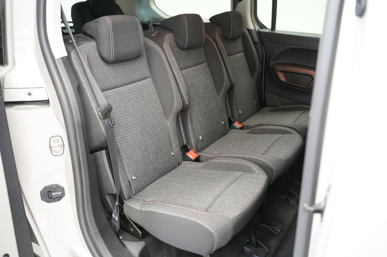 Foto Peugeot Rifter 21