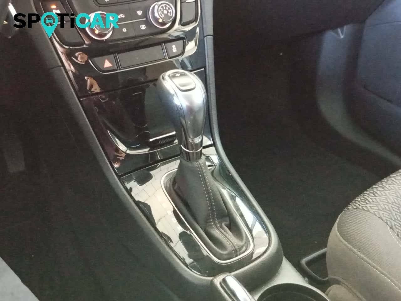 Foto Opel Mokka X 13