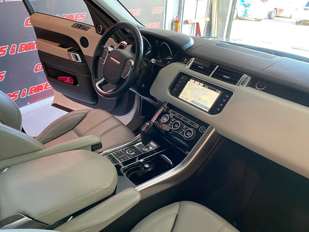 Foto Land-Rover Range Rover Sport 32