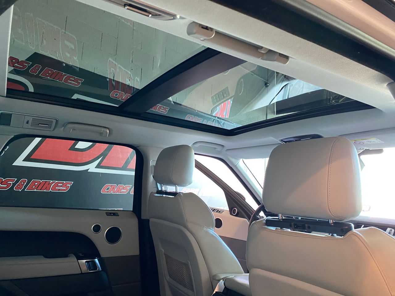 Foto Land-Rover Range Rover Sport 35