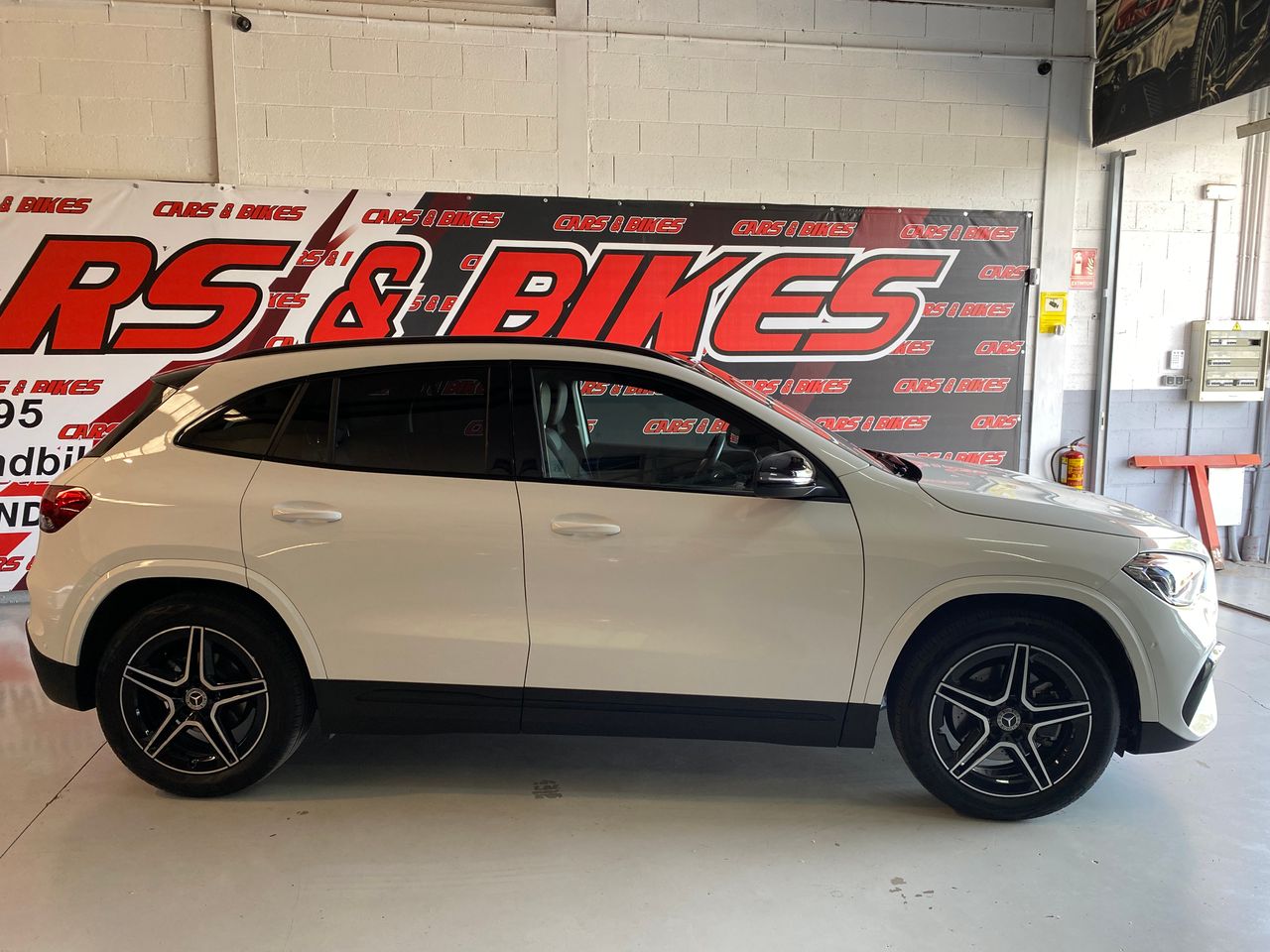 Foto Mercedes-Benz Clase GLA 2