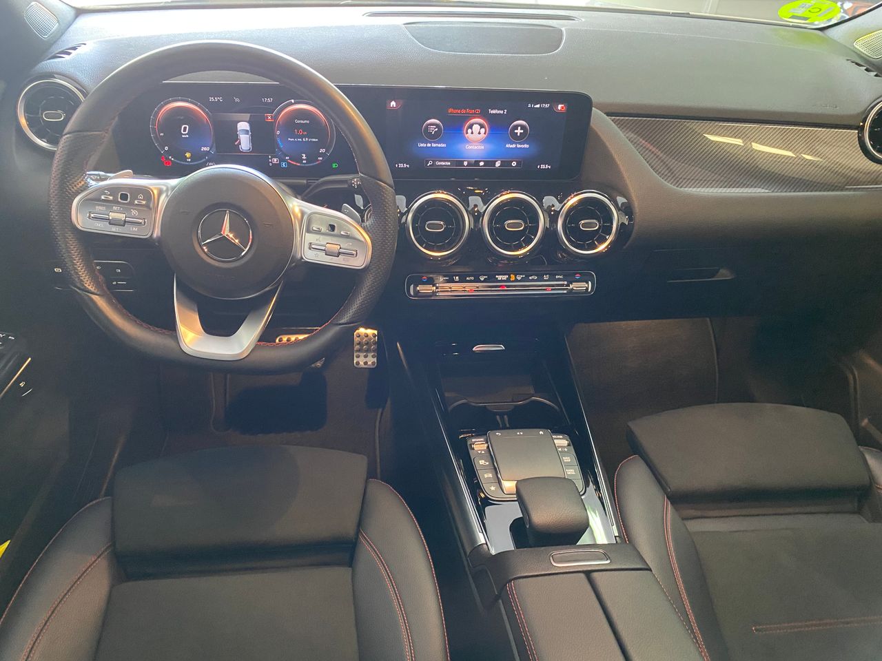 Foto Mercedes-Benz Clase GLA 18