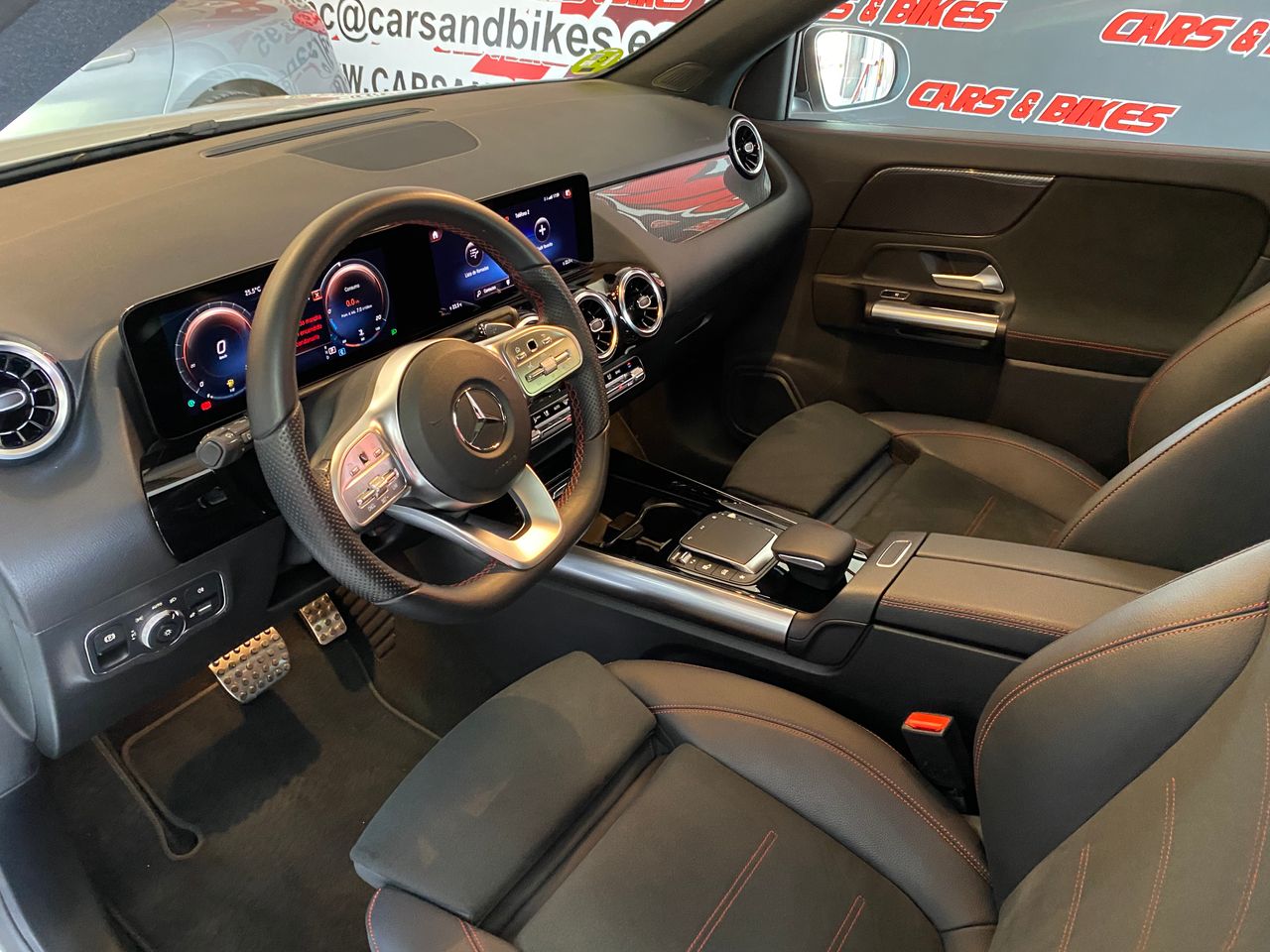Foto Mercedes-Benz Clase GLA 21