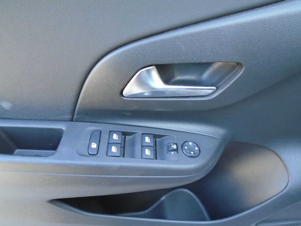 Foto Opel Corsa 16