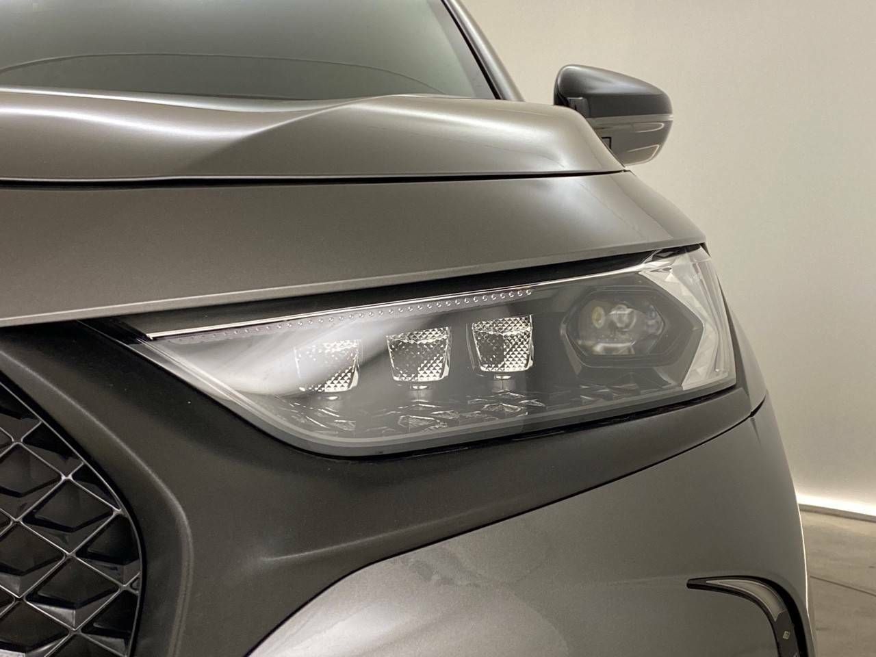 Foto DS Automobiles DS 7 6