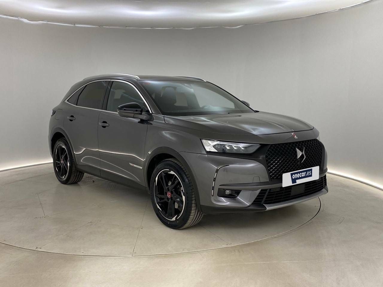 Foto DS Automobiles DS 7 9