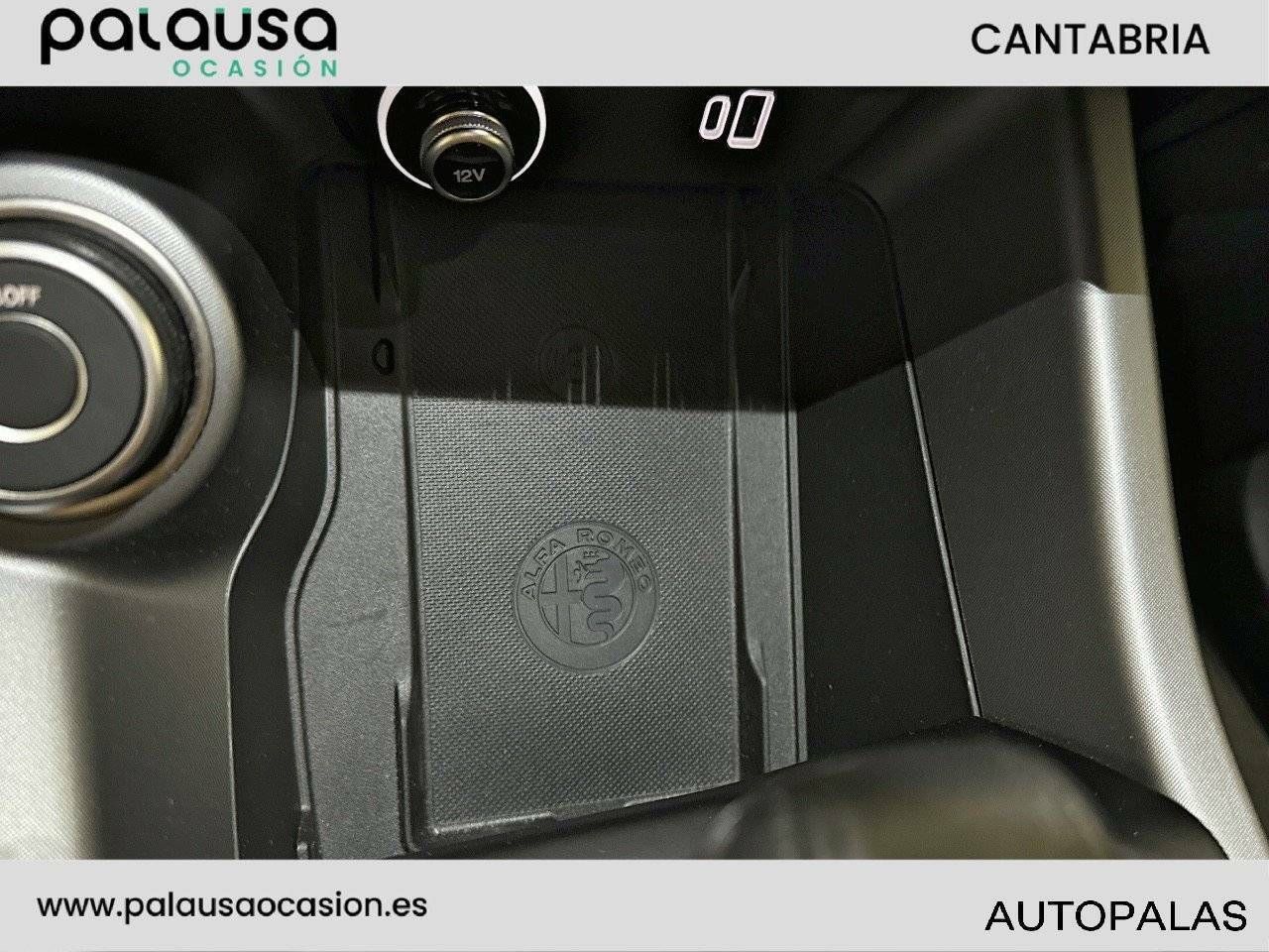 Foto Alfa Romeo Tonale 18