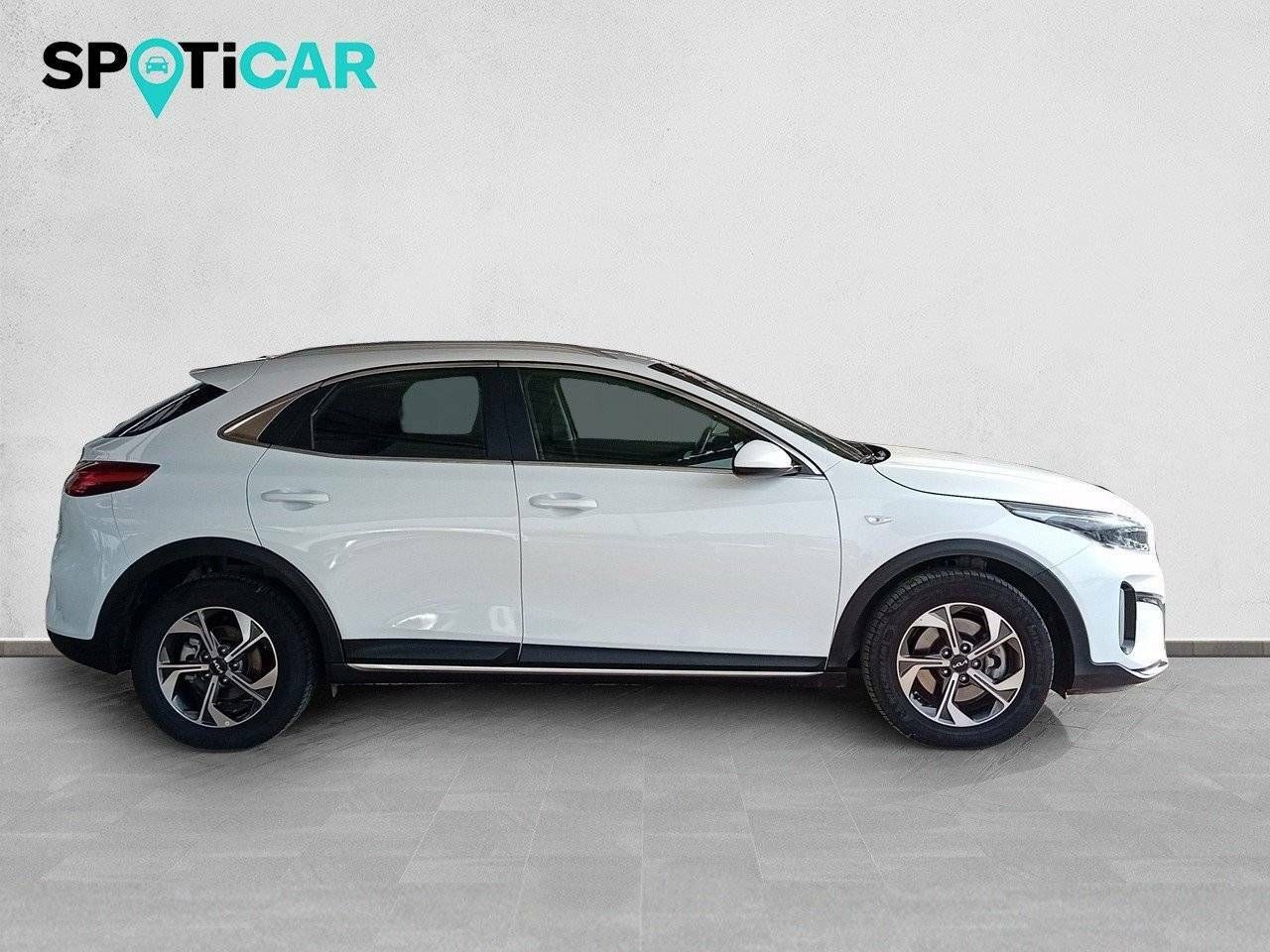 Foto Kia XCeed 4