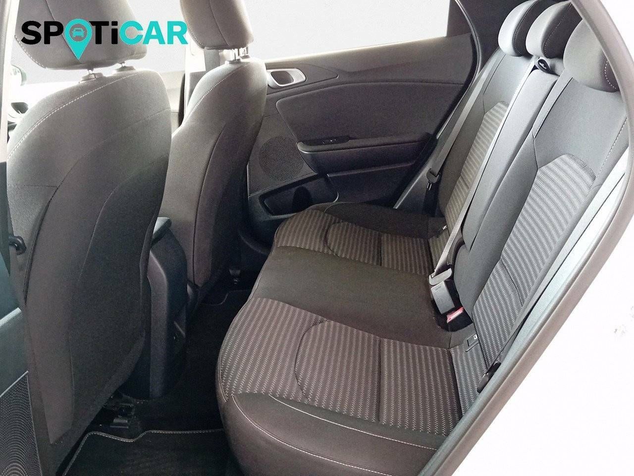 Foto Kia XCeed 12