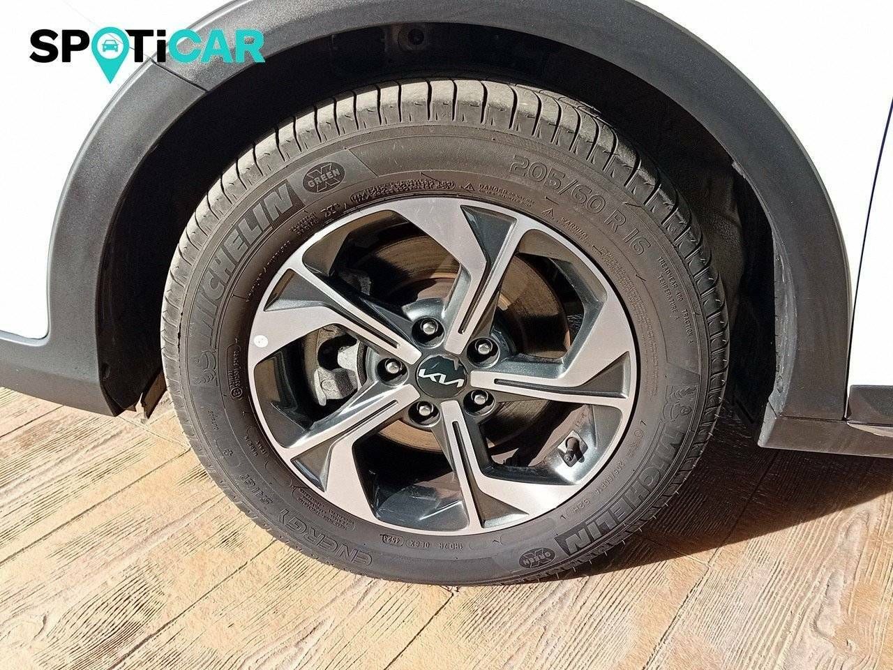 Foto Kia XCeed 13