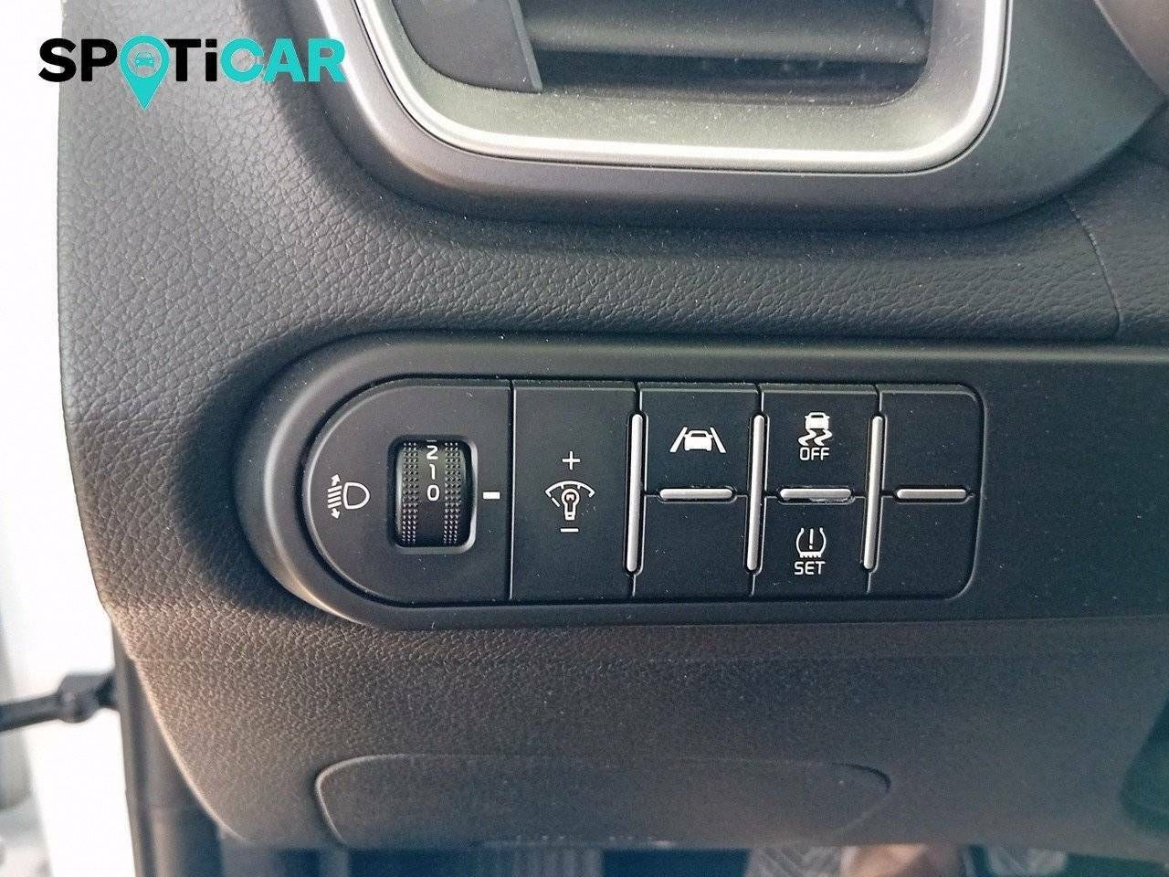 Foto Kia XCeed 21