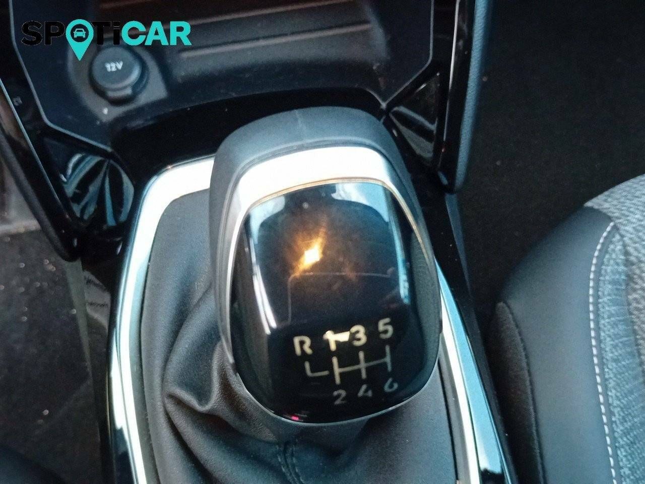 Foto Peugeot 208 14