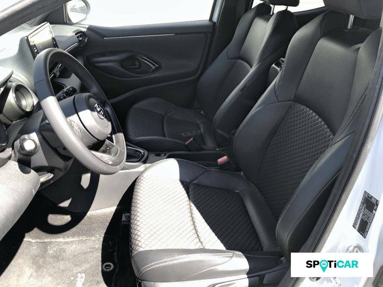 Foto Toyota Yaris 9