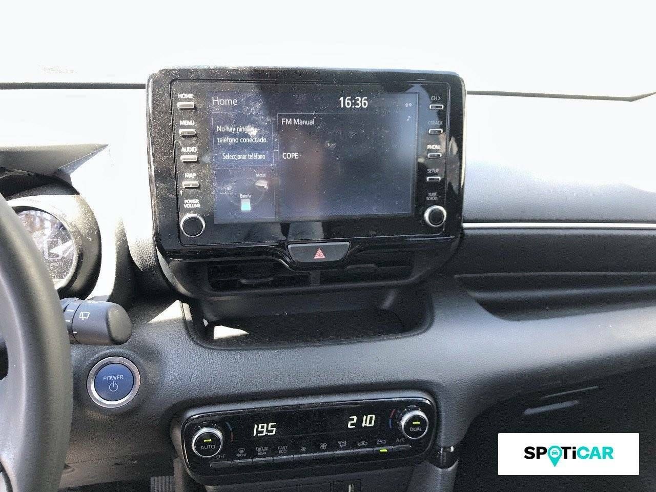 Foto Toyota Yaris 14