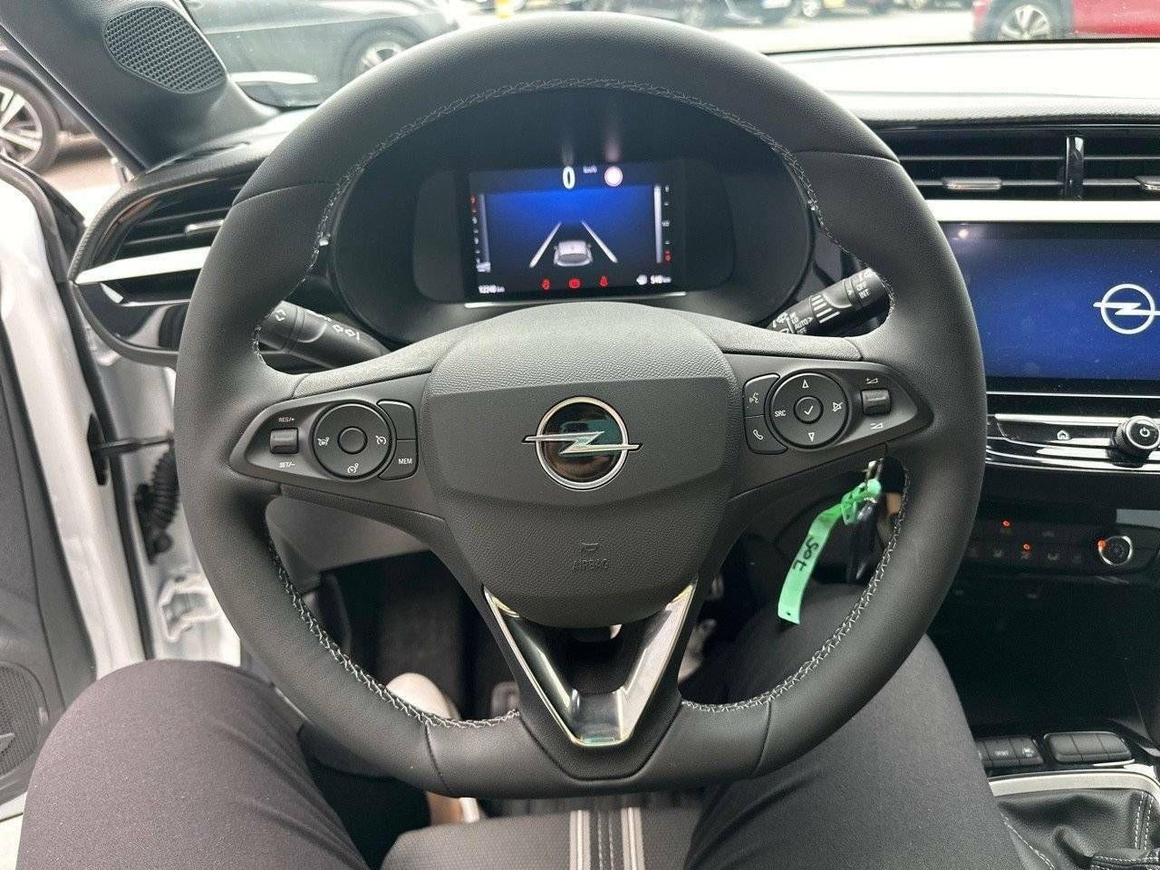 Foto Opel Corsa 13