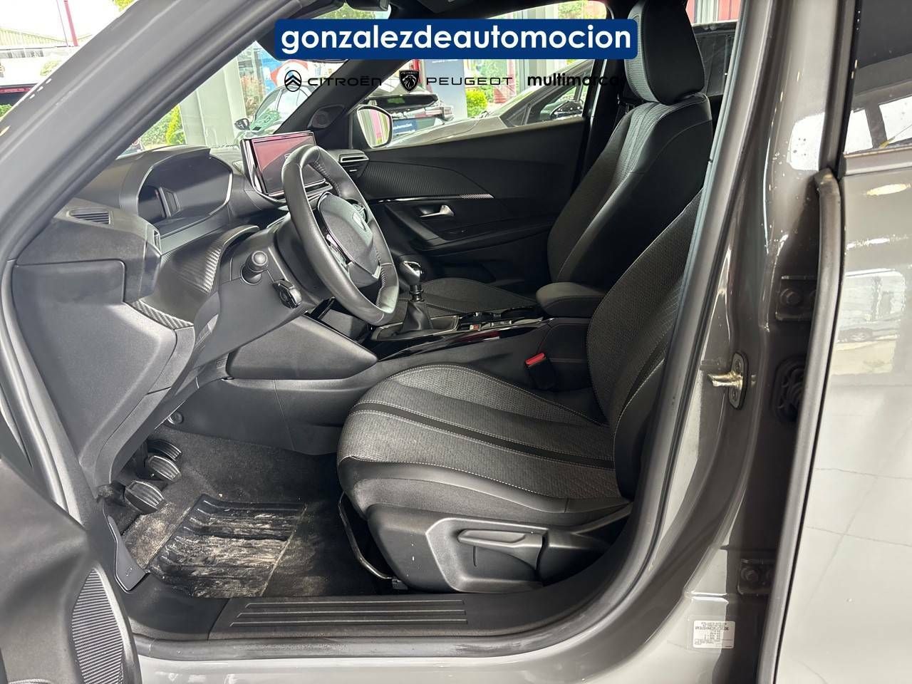 Foto Peugeot 2008 9