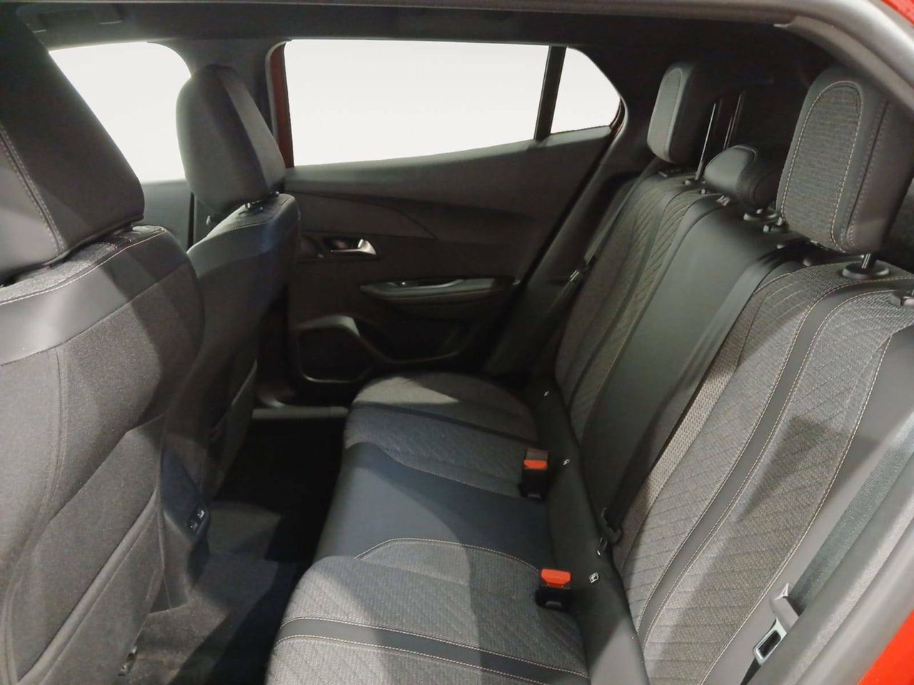 Foto Peugeot 2008 10