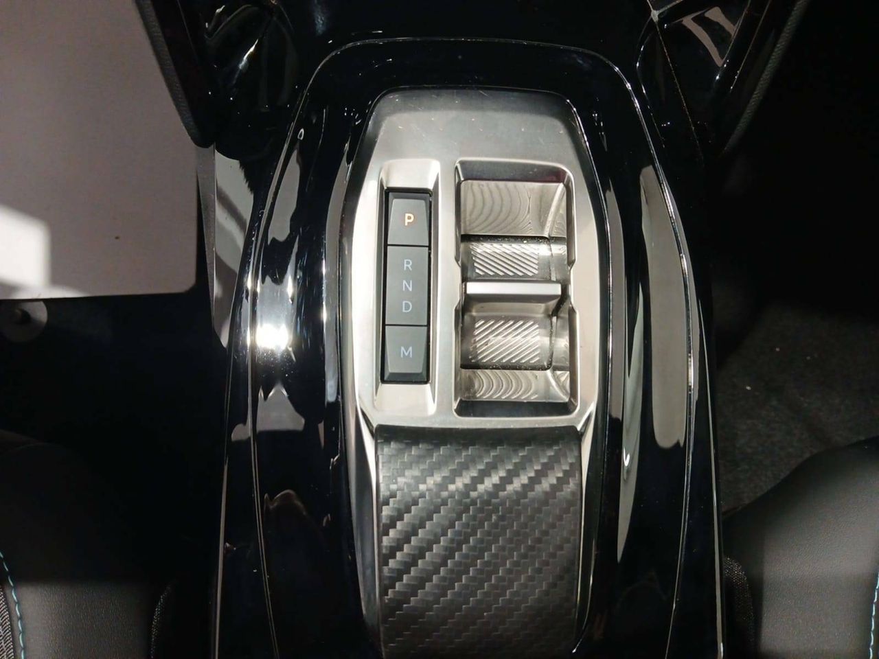 Foto Peugeot 2008 12