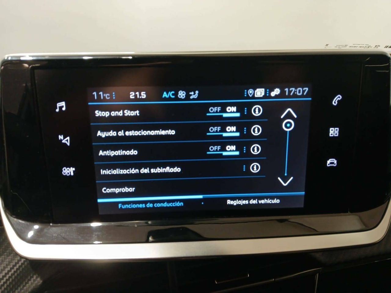 Foto Peugeot 2008 15
