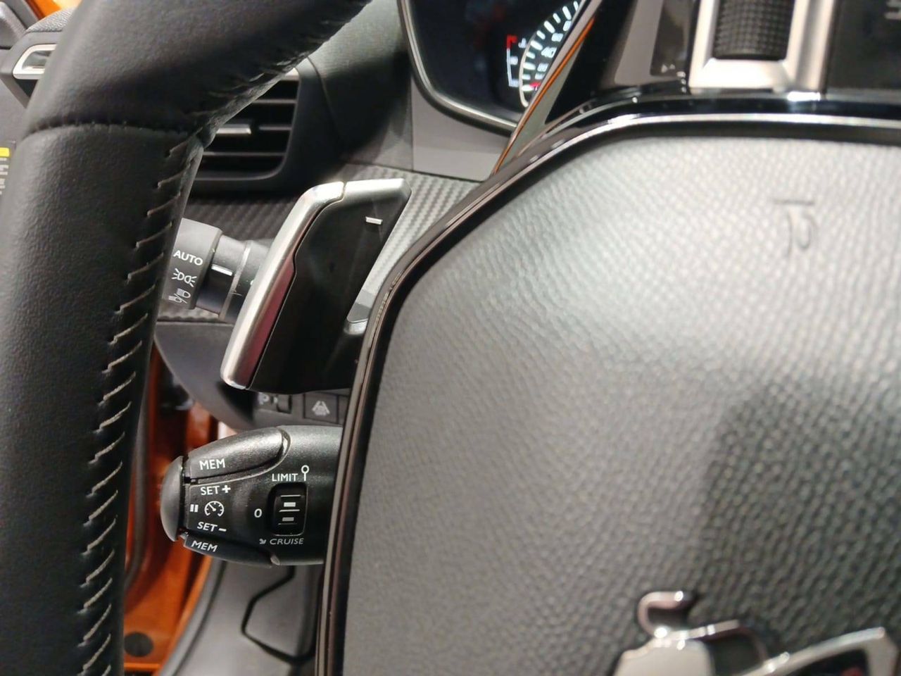 Foto Peugeot 2008 20