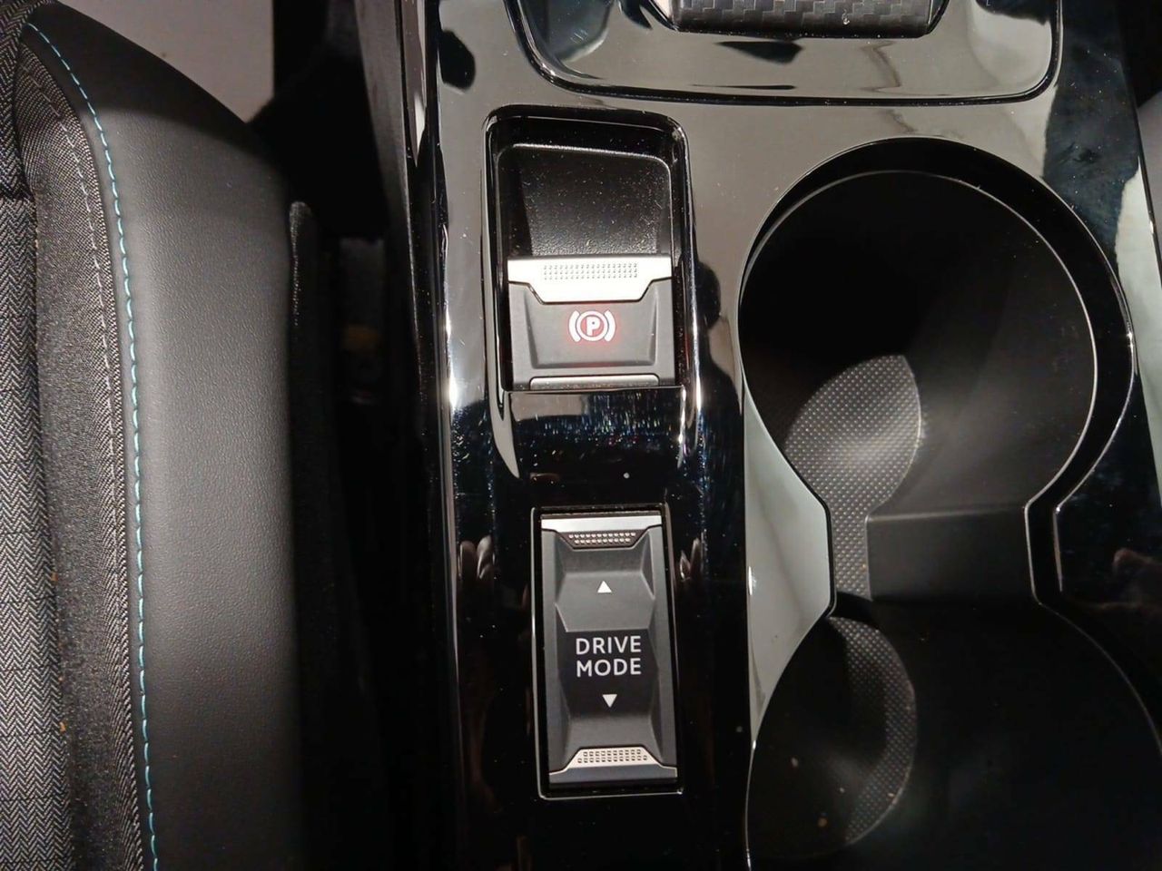 Foto Peugeot 2008 23
