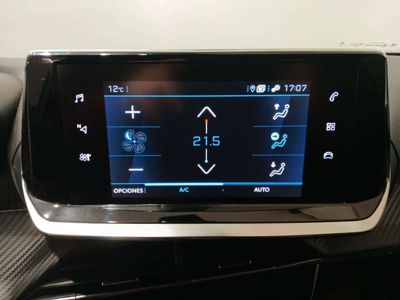 Foto Peugeot 2008 26