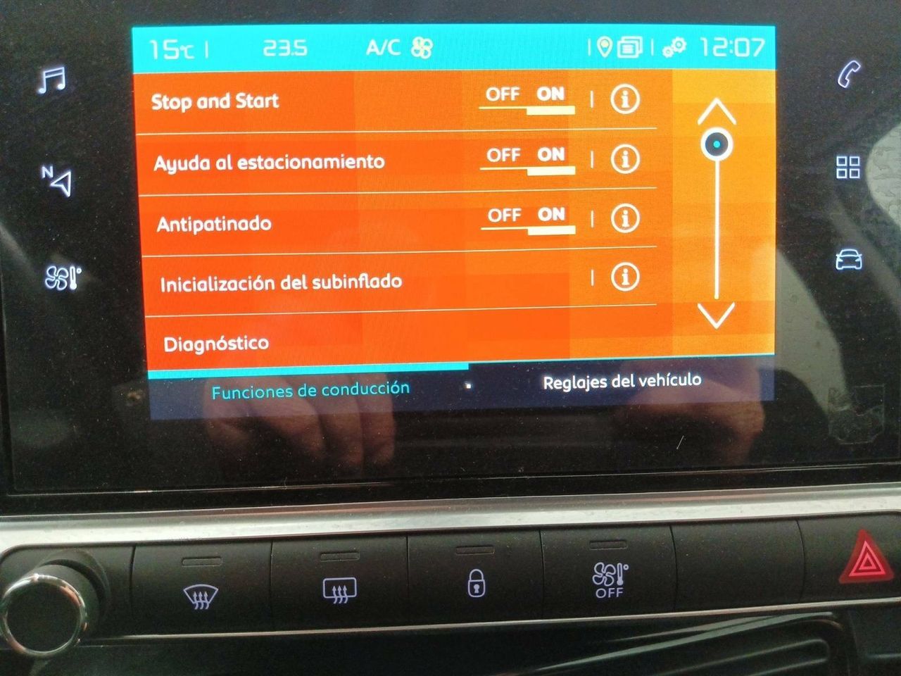 Foto Citroën C4 Cactus 18