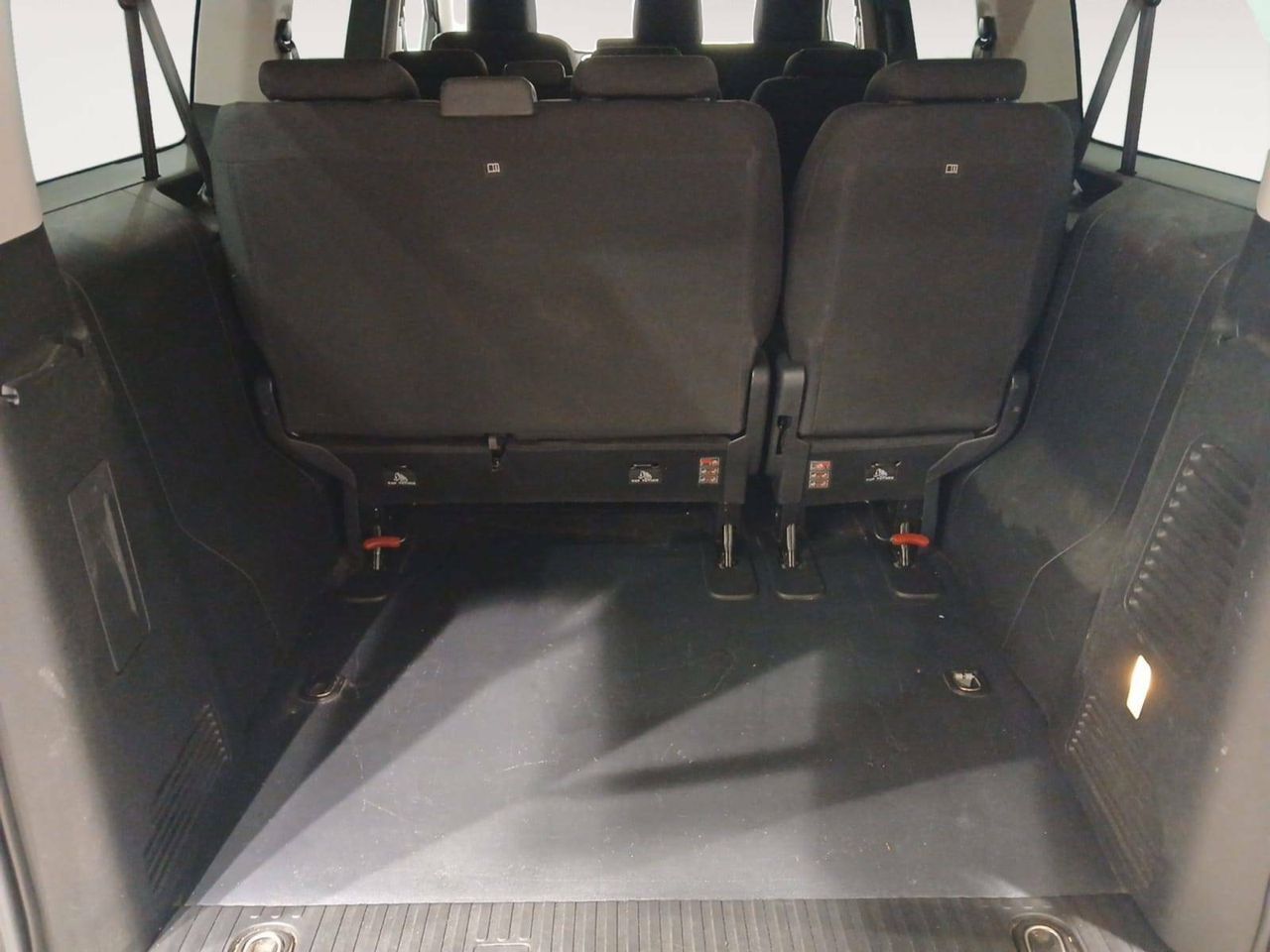 Foto Peugeot Traveller 9