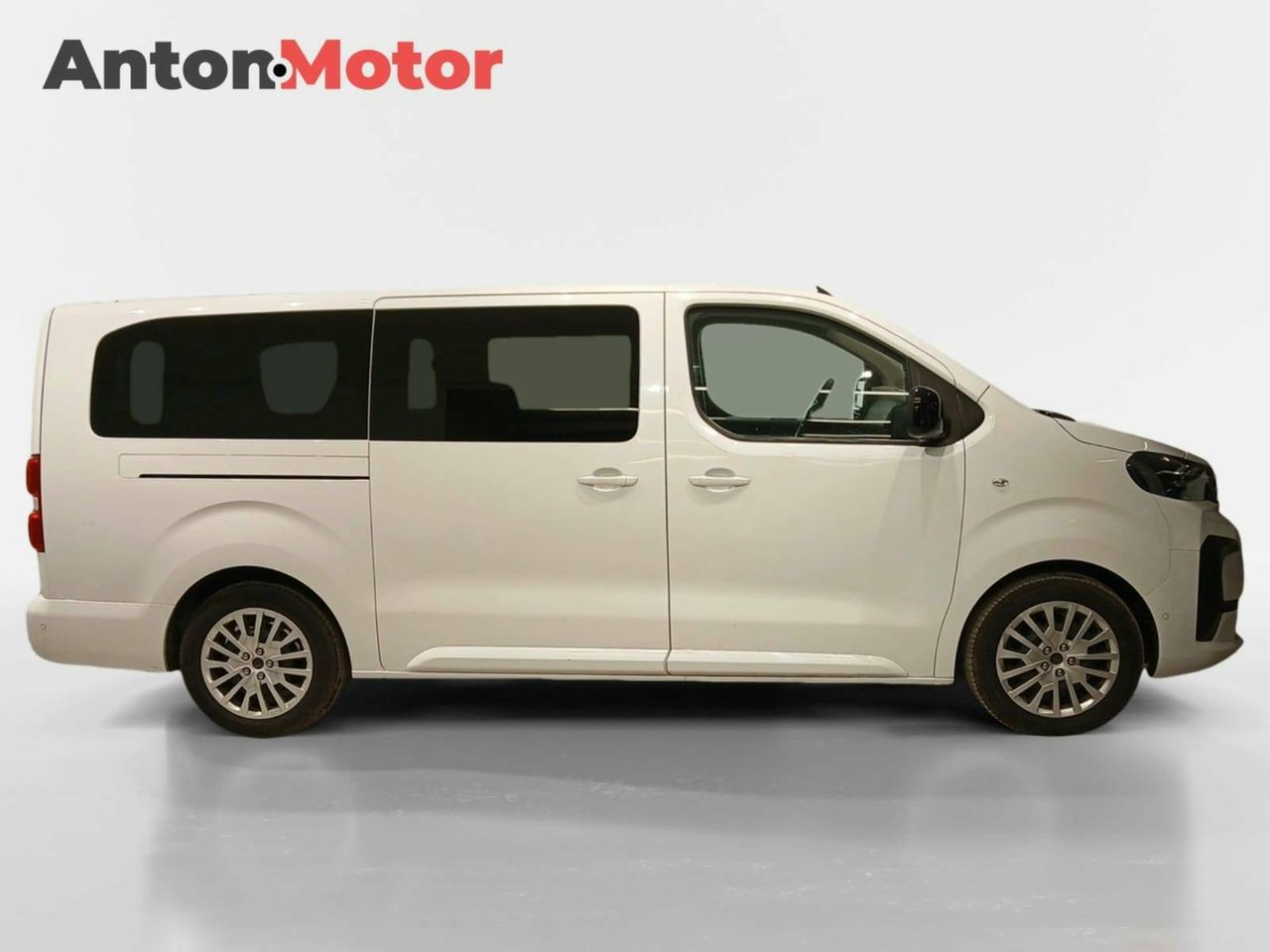Foto Peugeot Traveller 4