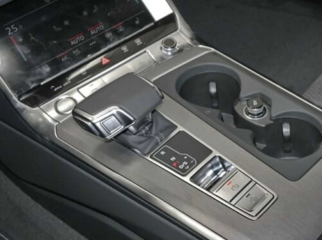 Foto Audi A6 8