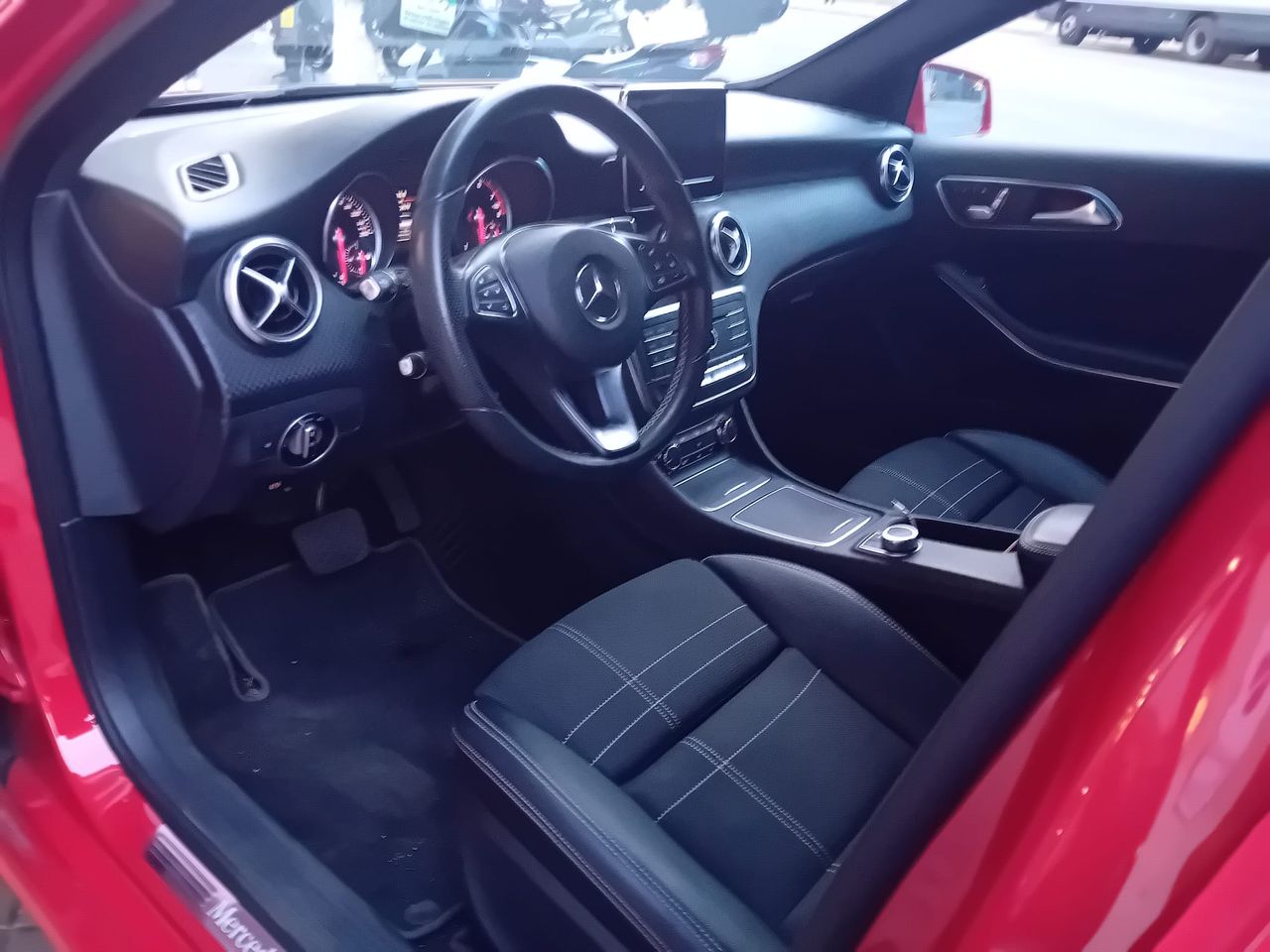Foto Mercedes-Benz Clase A 8