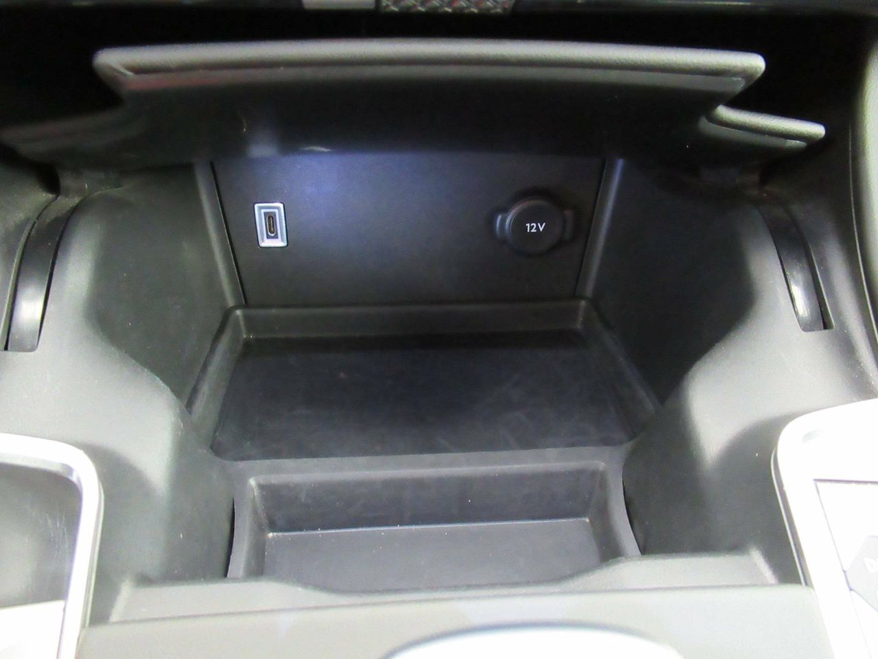 Foto DS Automobiles DS 7 24