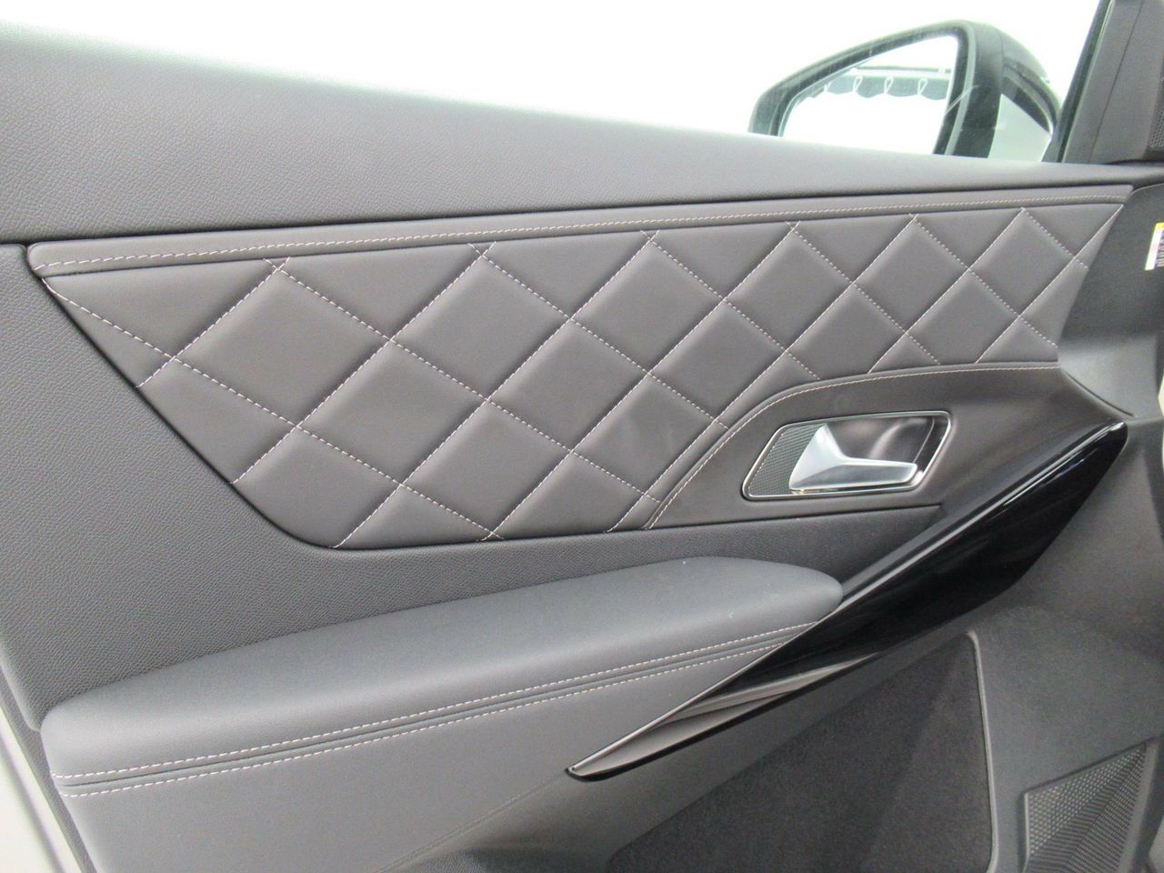 Foto DS Automobiles DS 7 34