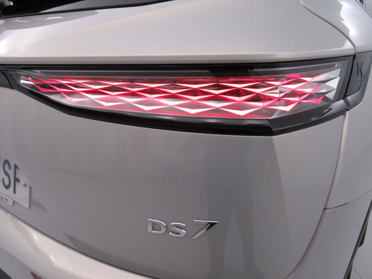 Foto DS Automobiles DS 7 35