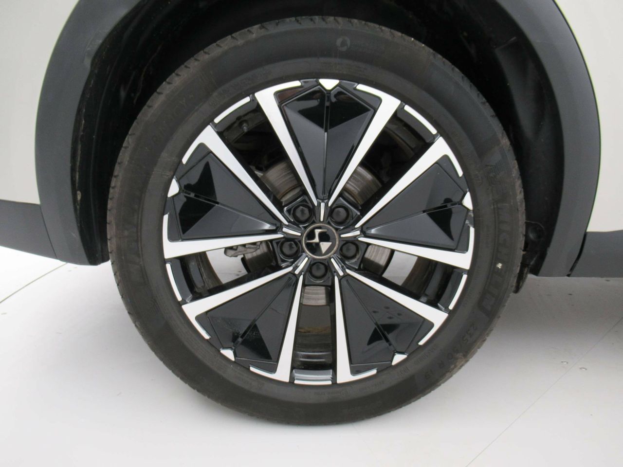 Foto DS Automobiles DS 7 36