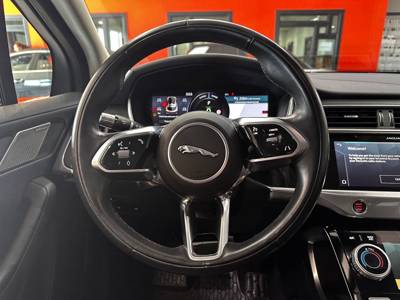 Foto Jaguar I-Pace 11