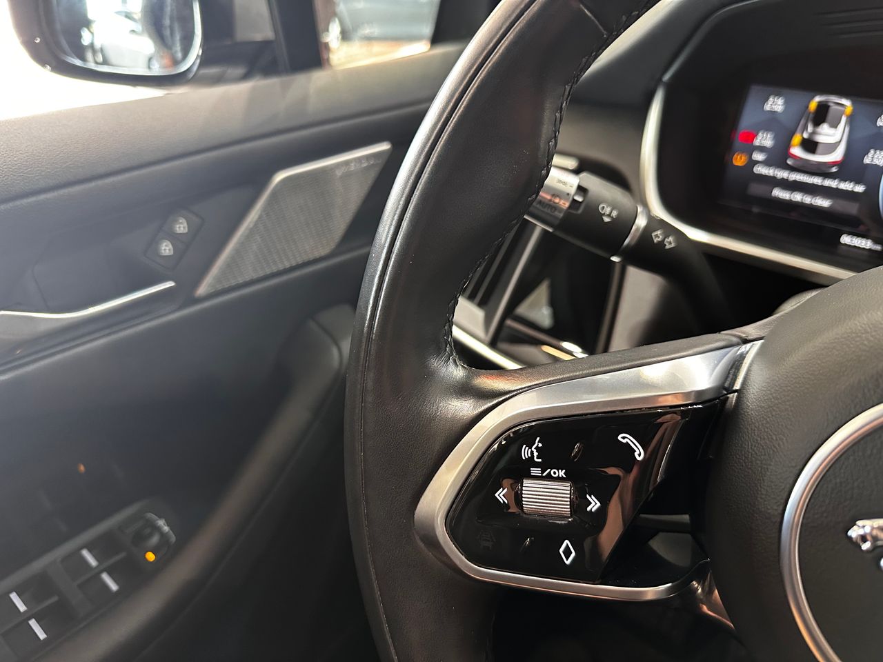 Foto Jaguar I-Pace 16