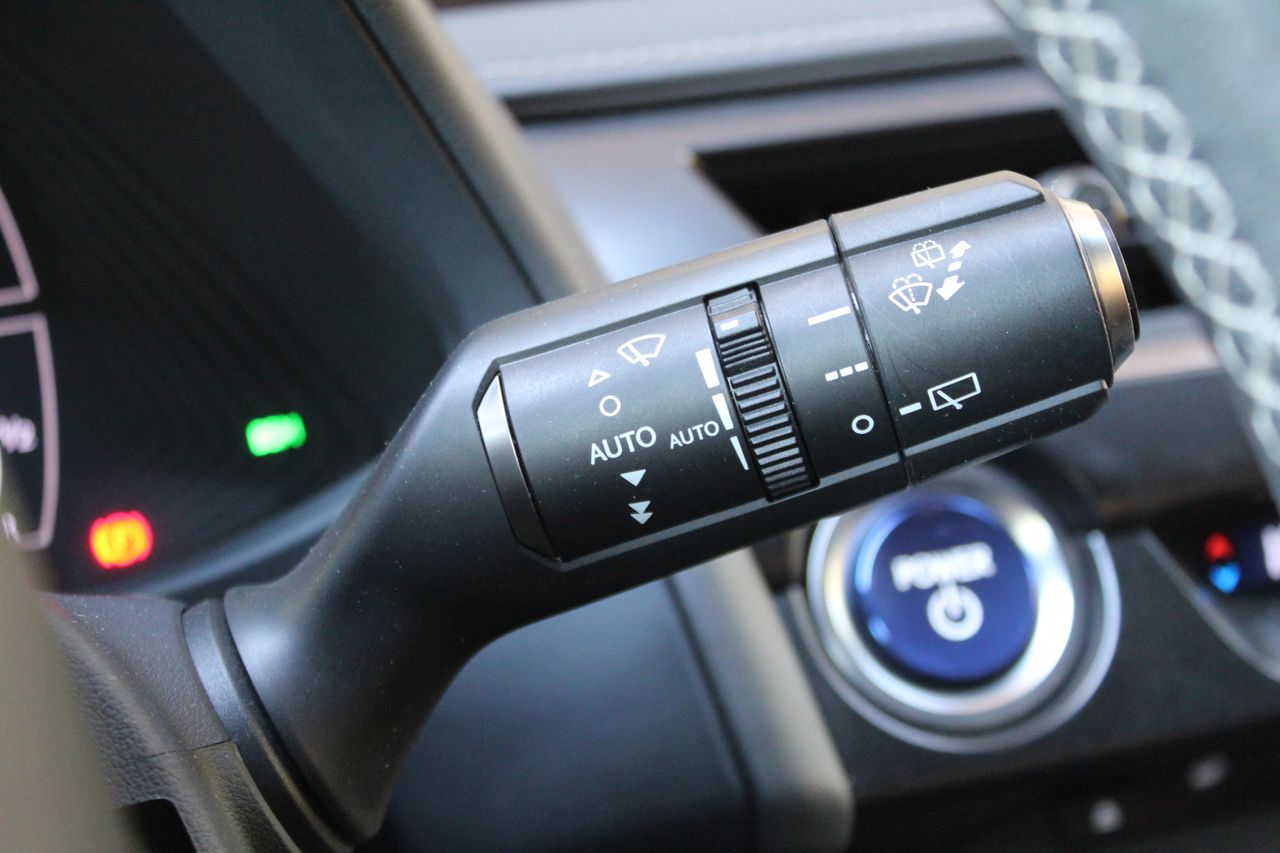 Foto Lexus UX 15