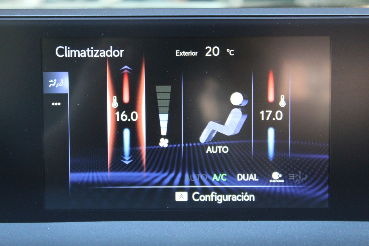 Foto Lexus UX 21
