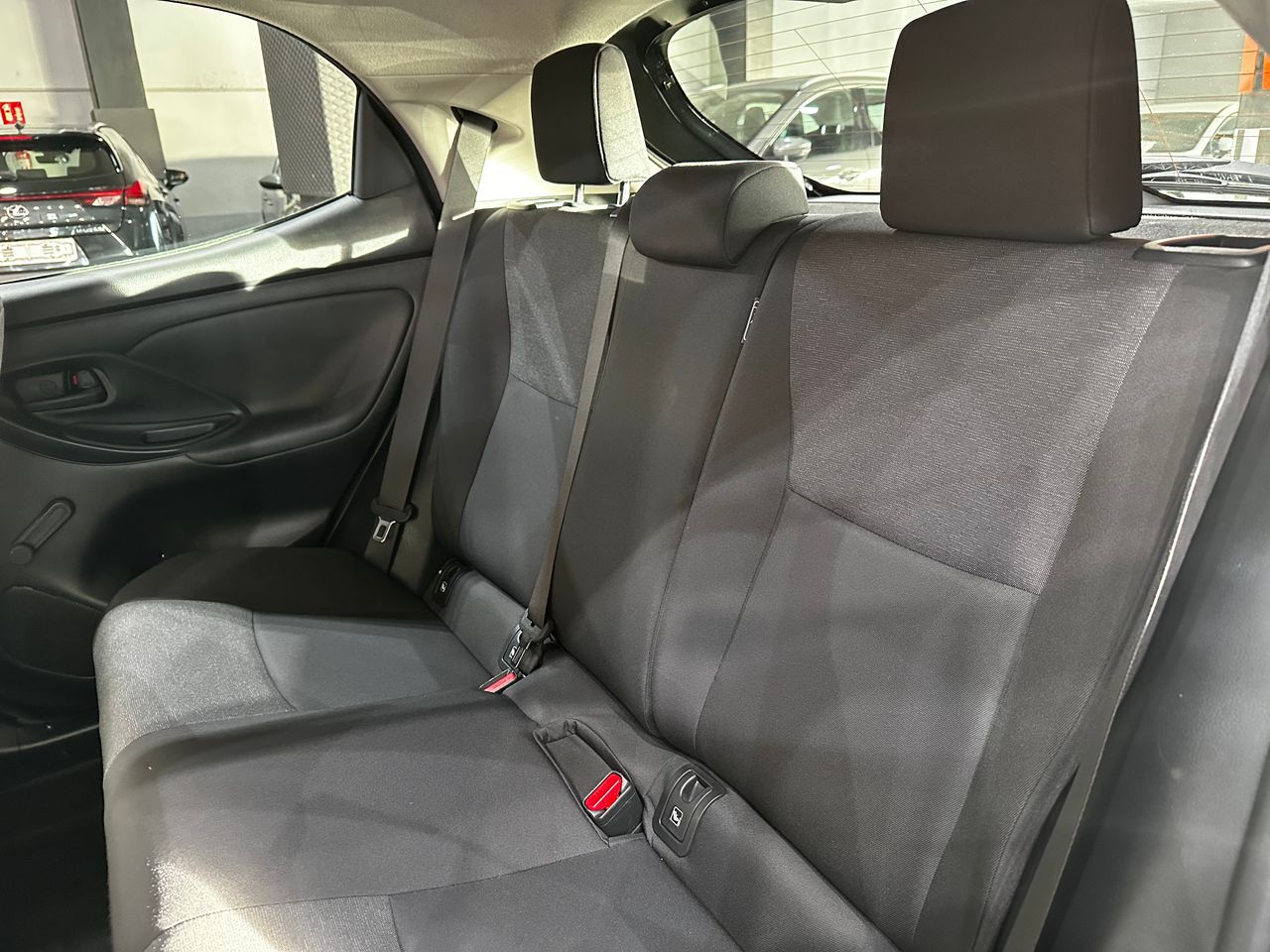 Foto Mazda Mazda2 10