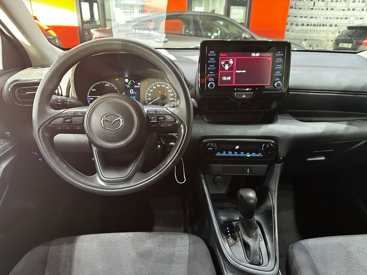 Foto Mazda Mazda2 11