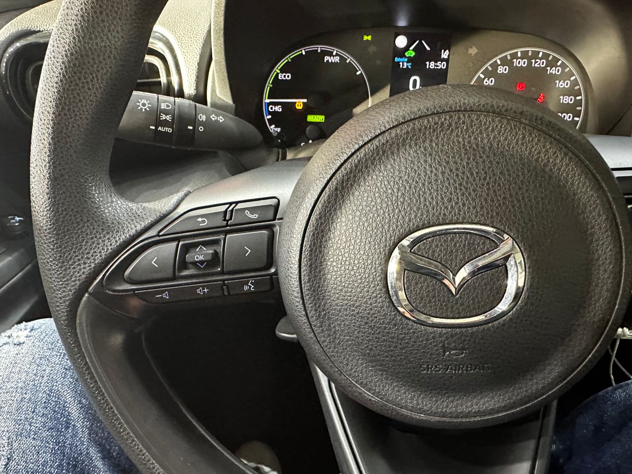 Foto Mazda Mazda2 16