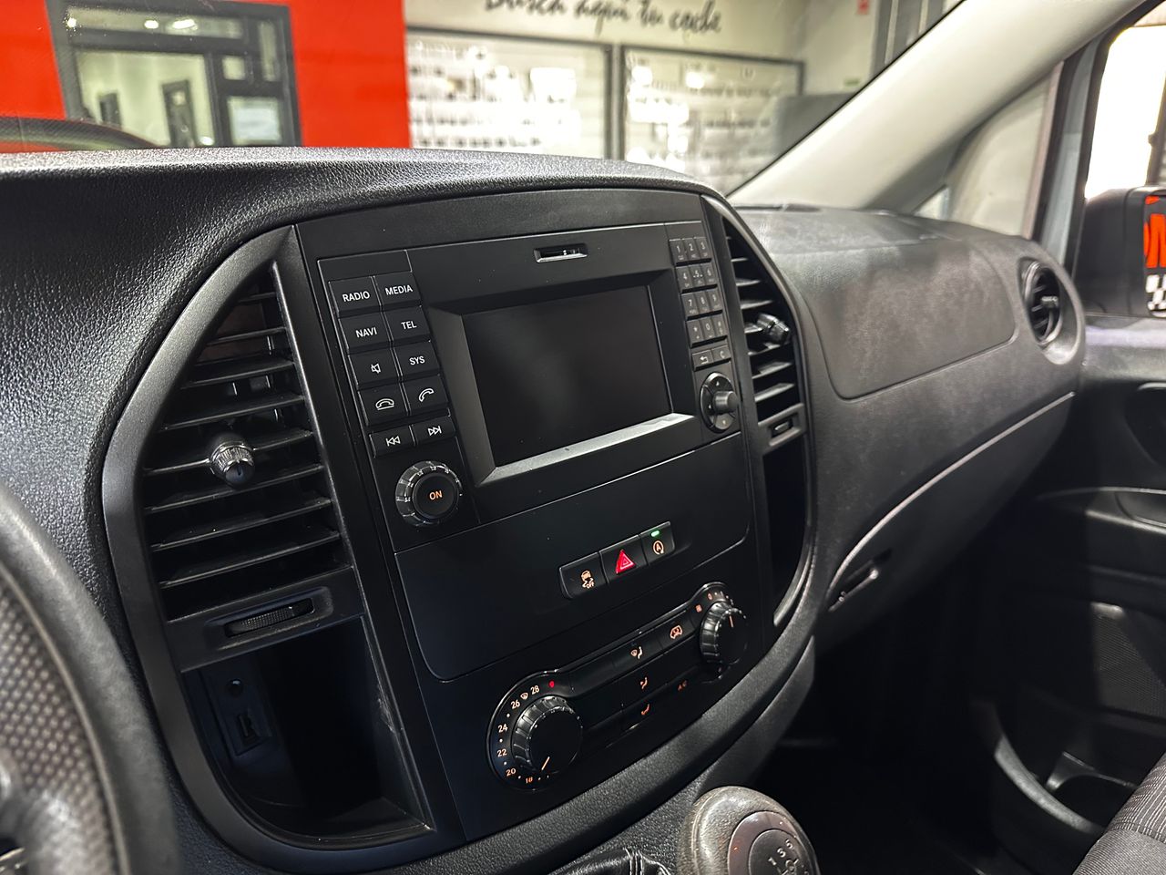 Foto Mercedes-Benz Vito 15