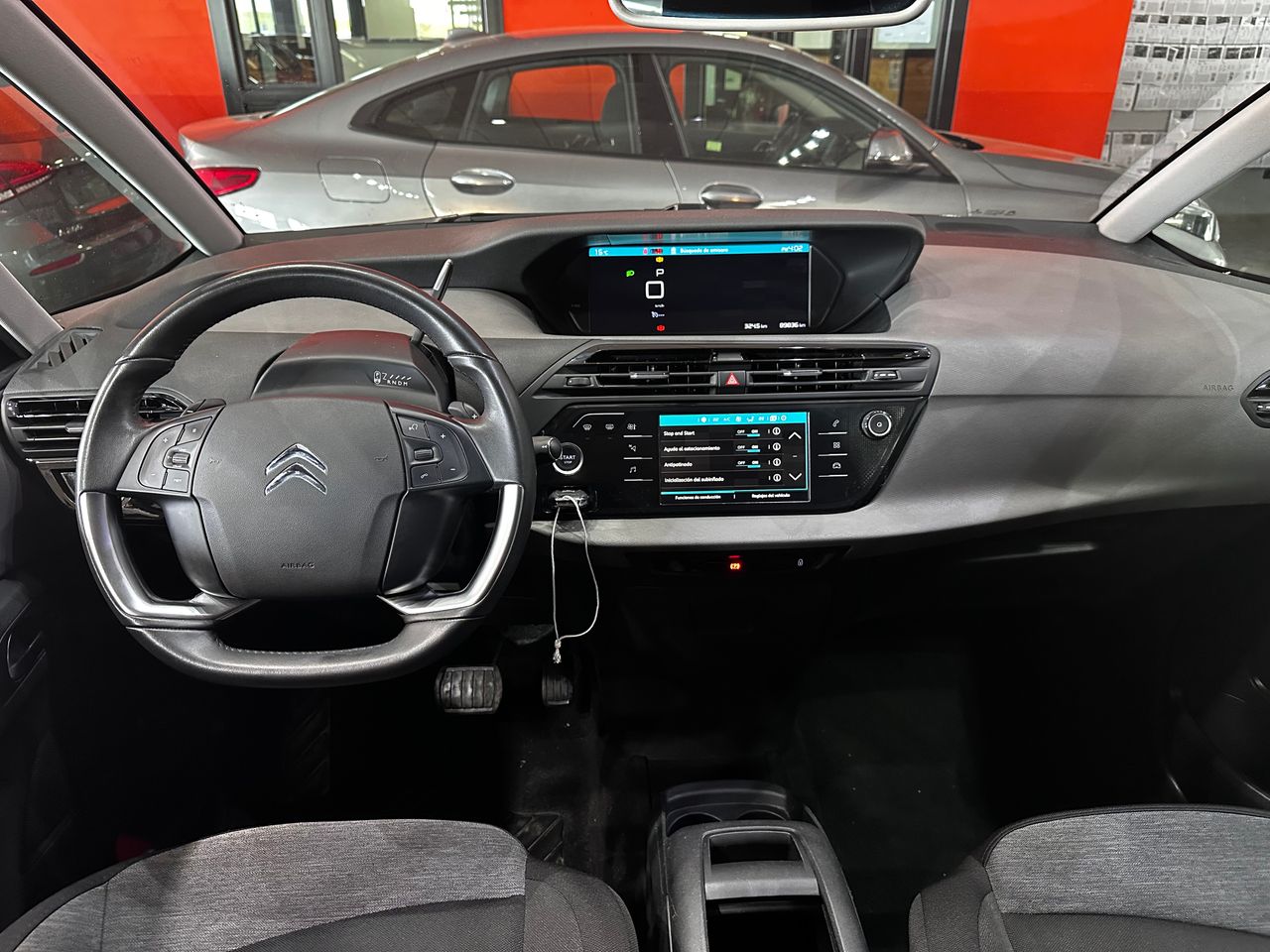 Foto Citroën Grand C4 SpaceTourer 11