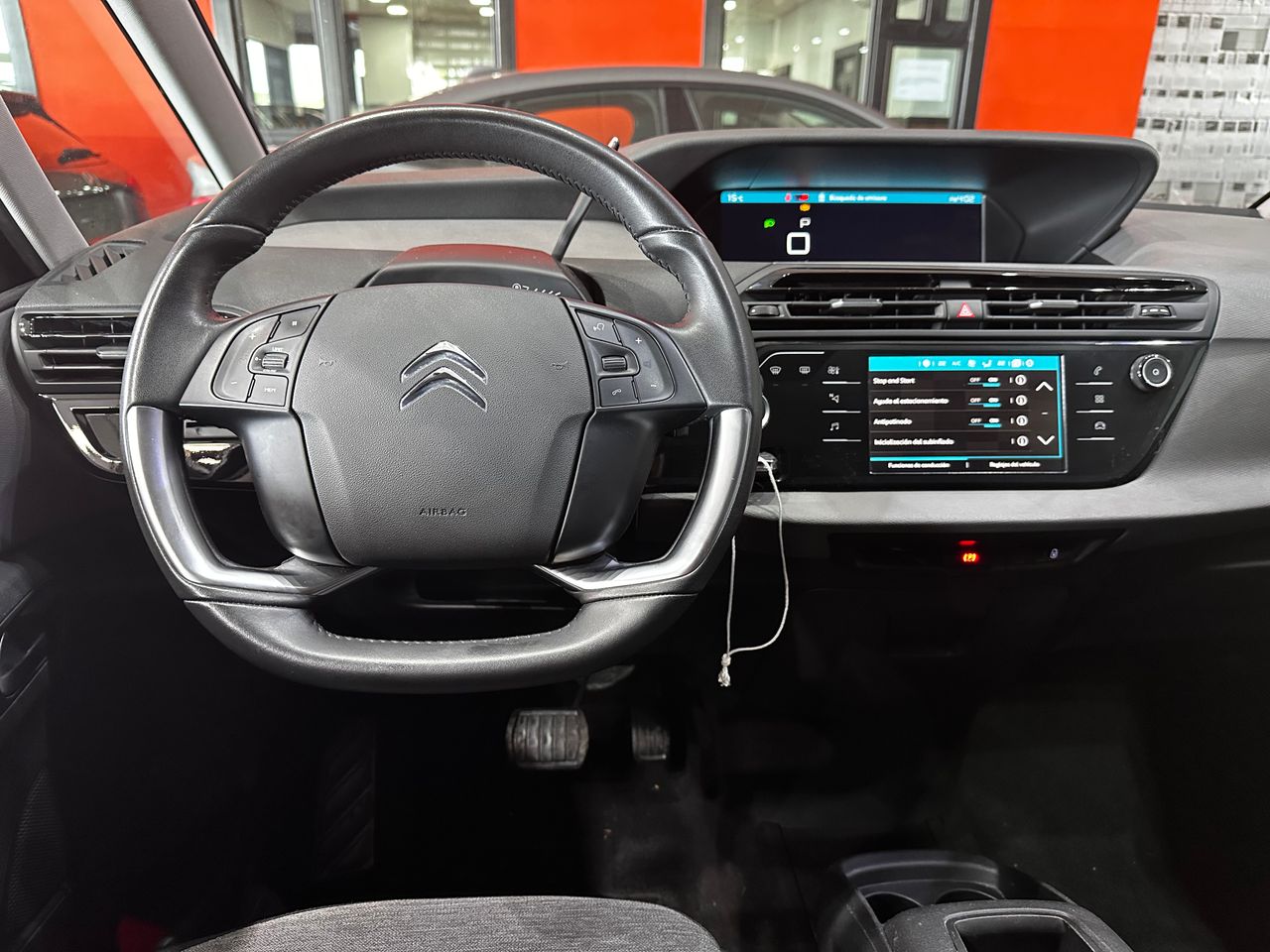 Foto Citroën Grand C4 SpaceTourer 12