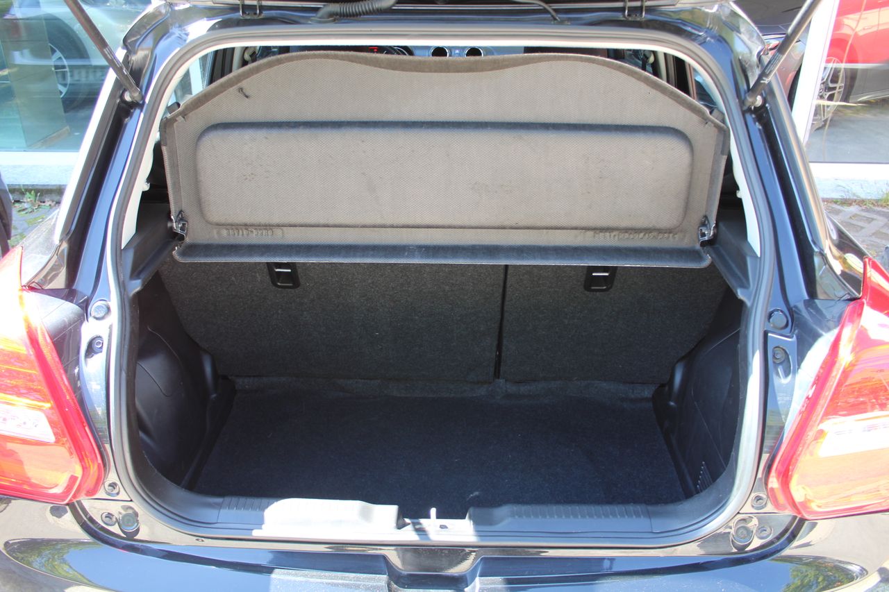 Foto Suzuki Swift 19